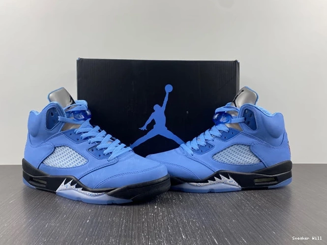 Jordan UNC 5 943 Trendy DV1310-401 0525
